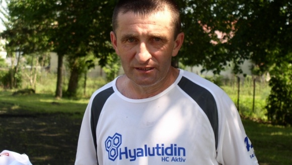 Sport to zdrowie? Biegając zadbaj o swoje stawy Styl życia, LIFESTYLE - Od pewnego czasu w Polsce zapanowała moda na bieganie. Jednak nawet amatorskie biegi stanowią obciążenie dla stawów i mogą być przyczyną kontuzji. Aby się przed nimi ustrzec powinniśmy zadbać o prawidłową rozgrzewkę, dobre obuwie i odpowiednią suplementację.