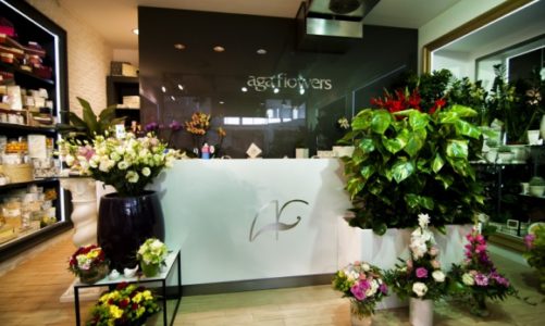 Kwiaciarnia jak butik – minimalizm w eleganckim stylu