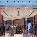 Pierwszy samodzielny butik marki Armani Jeans w Warszawie