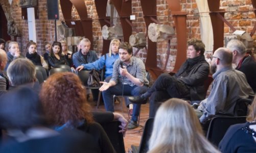 Debata na temat „Nie olewamy miasta” – architekci i aktywiści dyskutują o przest