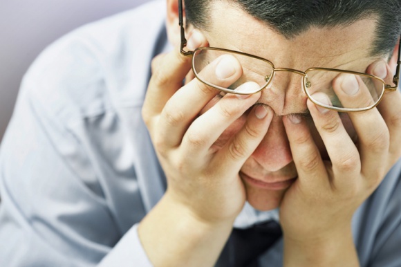 Polacy w gronie najbardziej zestresowanych pracowników na świecie Styl życia, LIFESTYLE - Z badań OECD Employment Outlook wynika, że stres w pracy odczuwa aż 53,2% Polaków – zajmujemy trzecie miejsce za Turcją (67,5% permanentnie zestresowanych pracowników) i Grecją (58%). Skutkiem są pracownicy wykonujący tylko to, co konieczne. Jak zmniejszyć te statystyki?
