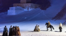 Wyjątkowe widowisko: „GAIA – Stubai Mother Earth” Styl życia, LIFESTYLE - Neustift w Dolinie Stubai stało się miejscem historycznego wydarzenia – premiery multimedialnego przedstawienia „GAIA – Stubai Mother Earth”, w reżyserii Enrique Gasa Valga. Po raz pierwszy cała dolina posłużyła jako inspiracja oraz naturalna scena dla widowiska.