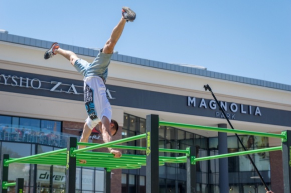Aktywne wakacje we Wrocławiu. Jakie atrakcje? Styl życia, LIFESTYLE - Siłownia na świeżym powietrzu, minigolf, piłka nożna, a może taniec? Sprawdzamy, dla których wrocławskich atrakcji warto wyjść z domu w tegoroczne wakacje.