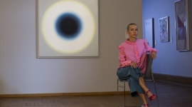 „A ty, co zobaczysz?”. Kampania Muzeum Narodowego w Warszawie Styl życia, LIFESTYLE - „A Ty, co zobaczysz?” – pytają w spotach ambasadorzy Muzeum Narodowego w Warszawie: Monika Brodka, Marcin Gortat i Marek Kamiński. W kontakcie ze sztuką każdy może odkryć coś dla siebie i poczuć się dobrze w jej otoczeniu – w MNW warto spędzać czas.