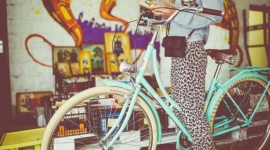 5 nawyków, które niszczą kolana. Jak z nimi walczyć? Styl życia, LIFESTYLE - Które z codziennych nawyków najbardziej szkodzą kolanom i jak temu zaradzić?