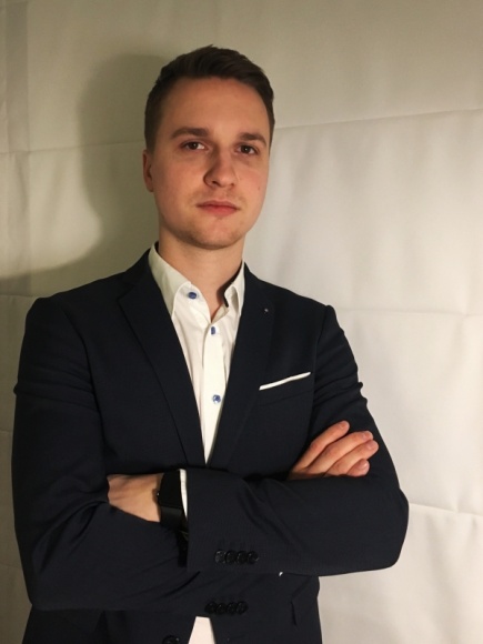 Sezon na zabawę - rozmowa z Adamem Zwolanem Styl życia, LIFESTYLE - Rozmowa z Adamem Zwolanem, członkiem zarządu białostockiej spółki Lech-Garmażeria Staropolska, w której skład wchodzi też „Lech - Gościnny Dom”.