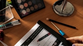 CSR w pięknym stylu Styl życia, LIFESTYLE - Golden Rose to marka znana na międzynarodowym rynku z dystrybucji kosmetyków kolorowych, której działania CSR pokazują nowe, zaangażowane spojrzenie na temat.