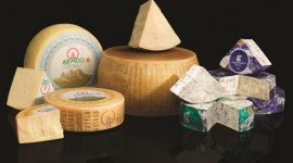 Jak umilić sobie długie jesienne wieczory? Styl życia, LIFESTYLE - Idealne na poprawę nastroju będą oryginalne włoskie sery takie jak Gorgonzola DOP, Parmigiano Reggiano DOP oraz Asiago DOP.