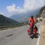 Niezmordowany podróżnik przejechał rowerem przez Himalaje. Pokonał 1300 km