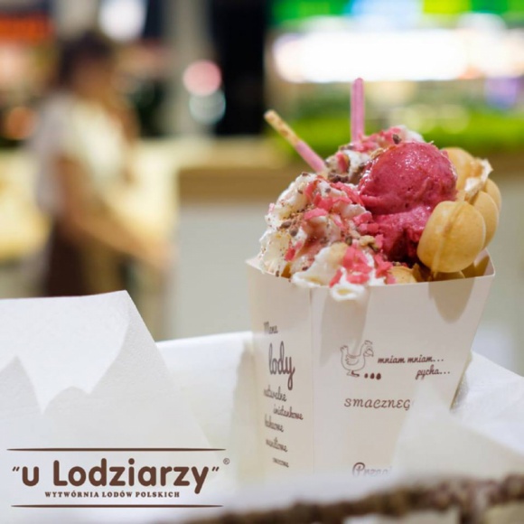Naturalne lody – nowy trend w menu lokali gastronomicznych Styl życia, LIFESTYLE - Wzbogacenie oferty lokalu gastronomicznego o lody jest okazją do przyciągnięcia nowych klientów, a także szansą na zwiększenie obrotów, szczególnie w sezonie letnim.