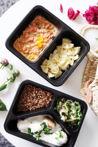 Catering dietetyczny to nie tylko „warszawka” Styl życia, LIFESTYLE - Dieta pudełkowa nie kojarzy się już z ekskluzywną usługą dla bogatych mieszkańców stolicy.