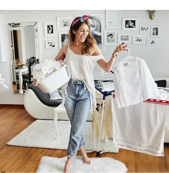 Modna suszarka na pranie Styl życia, LIFESTYLE - Instagram jest nie tylko inspiracją pięknych wnętrz, mody, jedzenia czy zdrowego trybu życia. Influencerki pokazują nie tylko jak pięknie żyć, ale także jak zagospodarować swoją przestrzeń i ułatwić sobie prace domowe.
