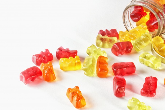 28 marca – Międzynarodowy Dzień Żelek Styl życia, LIFESTYLE - Żelki to popularne na całym świecie słodycze, które 28 marca mają swoje święto. Z tej okazji warto poznać ich historię i dowiedzieć się, kto stoi za sukcesem tych słodkości!