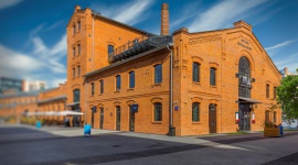 We wtorek 5 maja Muzeum Polskiej Wódki ponownie zostanie otwarte Styl życia, LIFESTYLE - We wtorek 5 maja, zgodnie z decyzją Rządowego Zespołu Zarządzania Kryzysowego o stopniowym wznawianiu działalności niektórych instytucji kultury, Muzeum Polskiej Wódki ponownie otworzy swoje wnętrza dla zwiedzających, w formule zgodnej z obowiązującymi wytycznymi GIS.