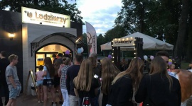 10 na 10 - lody śmietankowe i truskawkowe “u Lodziarzy” ocenione przez ekspertów Styl życia, LIFESTYLE - Lody śmietankowe i truskawkowe Wytwórni Lodów Polskich “u Lodziarzy” znowu zdobyły uznanie w oczach konsumentów i fachowców z branży. Zostały TOP PRODUKTEM roku 2020 i mogą się posługiwać godłem “Doceń Polskie”.
