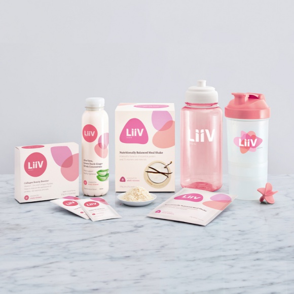 Piękny wygląd i dobre samopoczucie zawsze w parze! Avon wprowadza nową kategorię Styl życia, LIFESTYLE - Każdy z etapów naszego życia jest unikalny i takie też są nasze potrzeby żywieniowe – zmieniają się wraz z biegiem lat. Avon w trosce o zdrowie i dobre samopoczucie kobiet, wprowadził nową linię koktajli i suplementów diety Avon Liiv.