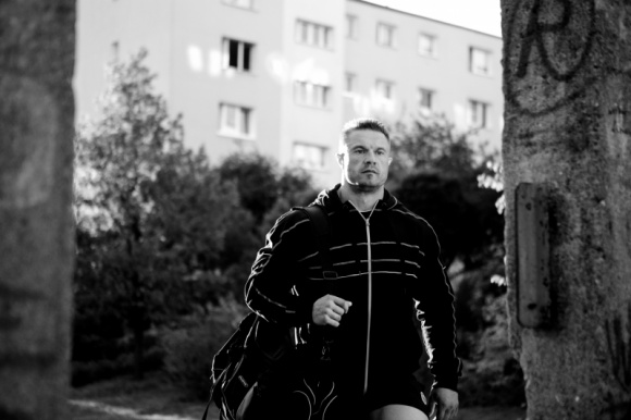 Bycie fit po Świętach jest możliwe. Jak (zdrowo) zacząć Nowy Rok? Styl życia, LIFESTYLE - Brutalny powrót do rzeczywistości serwują dopiero pierwsze dni po wigilijnym szaleństwie. Jak zapanować nad dodatkowymi kilogramami i z przytupem rozpocząć Nowy Rok?