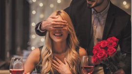Przy szwedzkim stole, czyli Walentynki w Porcie Łódź Styl życia, LIFESTYLE - Tegoroczne święto miłości z pewnością będzie niezapomnianym przeżyciem dla 20 zakochanych par z regionu łódzkiego. To za sprawą wyjątkowej niespodzianki, którą Port Łódź wspólnie ze sklepem IKEA przygotował z myślą o Klientach z okazji dnia świętego Walentego.