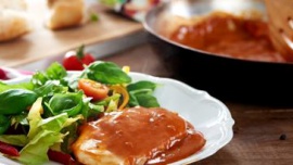 Romantyczne gotowanie we dwoje – pyszne walentynki z marką WINIARY! Żywienie, LIFESTYLE - Już niedługo walentynki! To amerykańskie święto zakochanych na dobre wpisało się już do polskiego kalendarza. W ten wyjątkowy dzień, pełen miłych gestów pragniemy spędzić z ukochaną osobą jak najwięcej czasu.