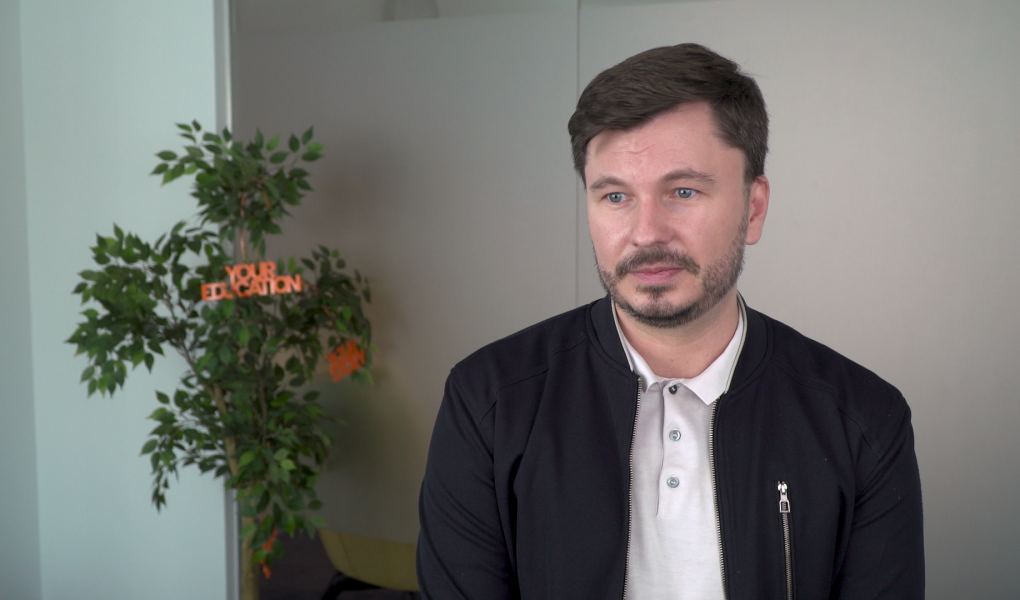 Coraz więcej młodych ludzi chce studiować za granicą. Pandemia nie pokrzyżowała im planów